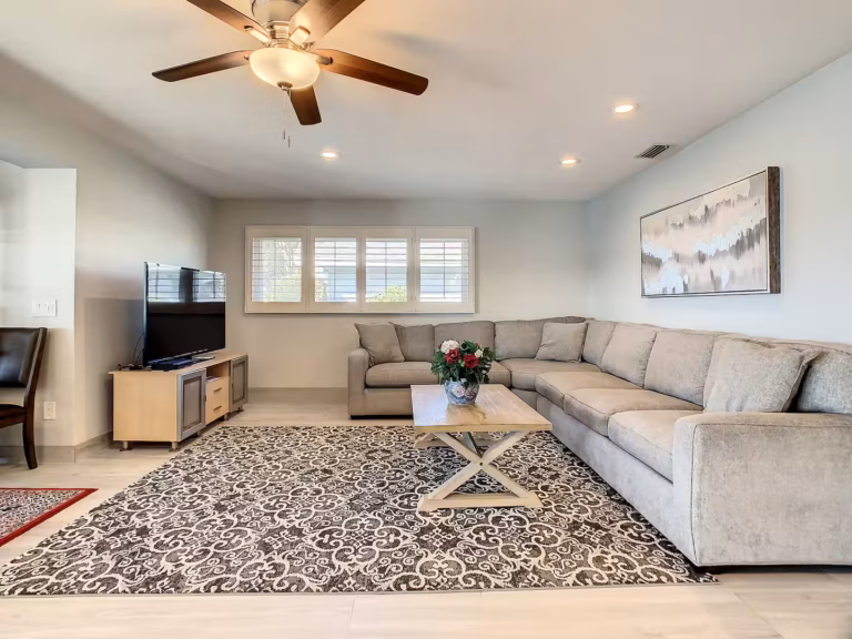 Living room (2 sofa beds)