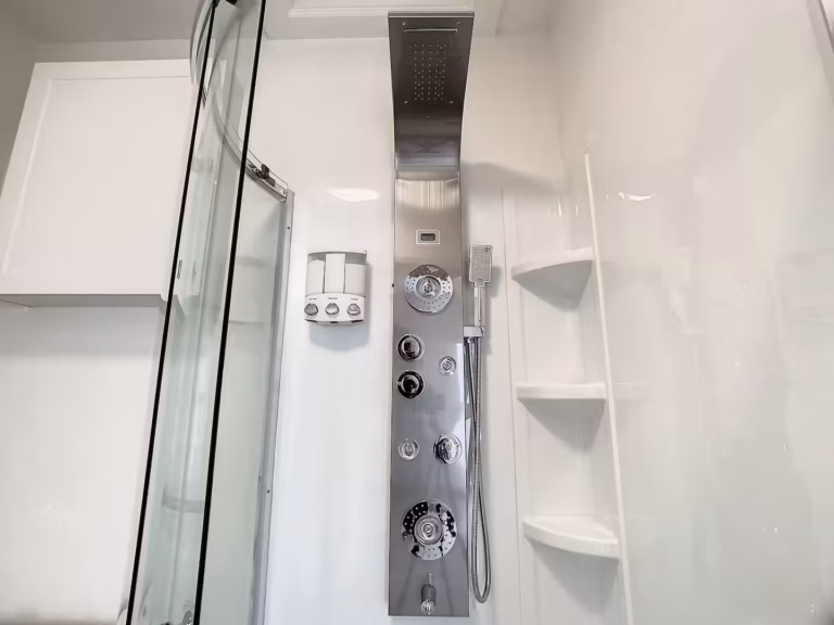 Full bathroom
